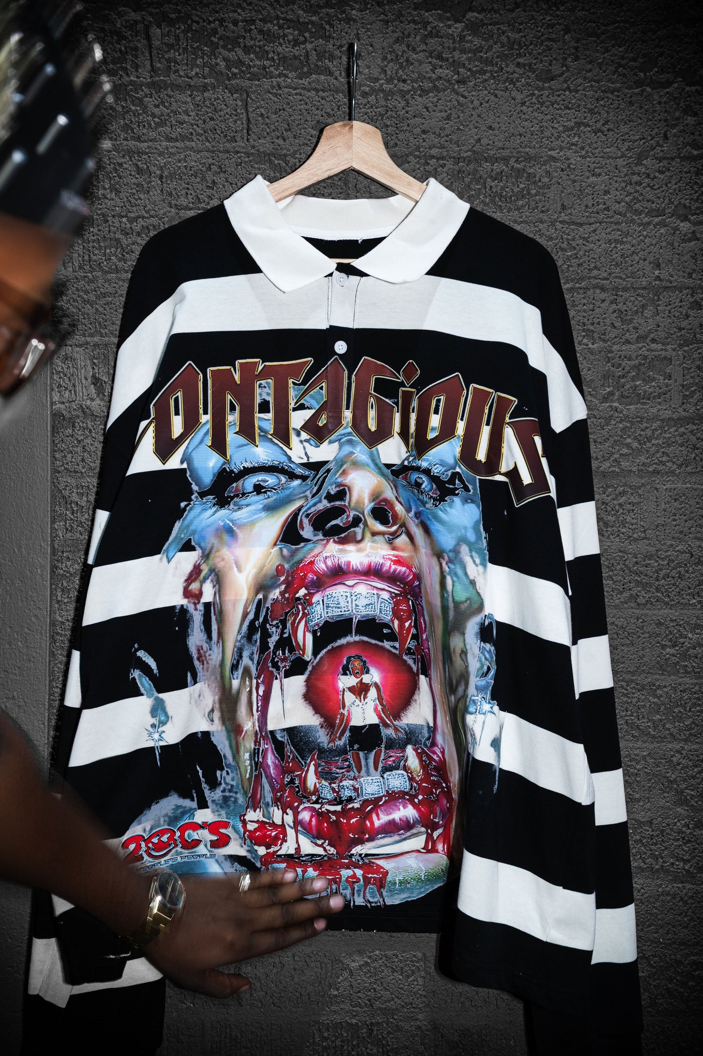 STRIPPED VAMP GRILL BUTTON UP